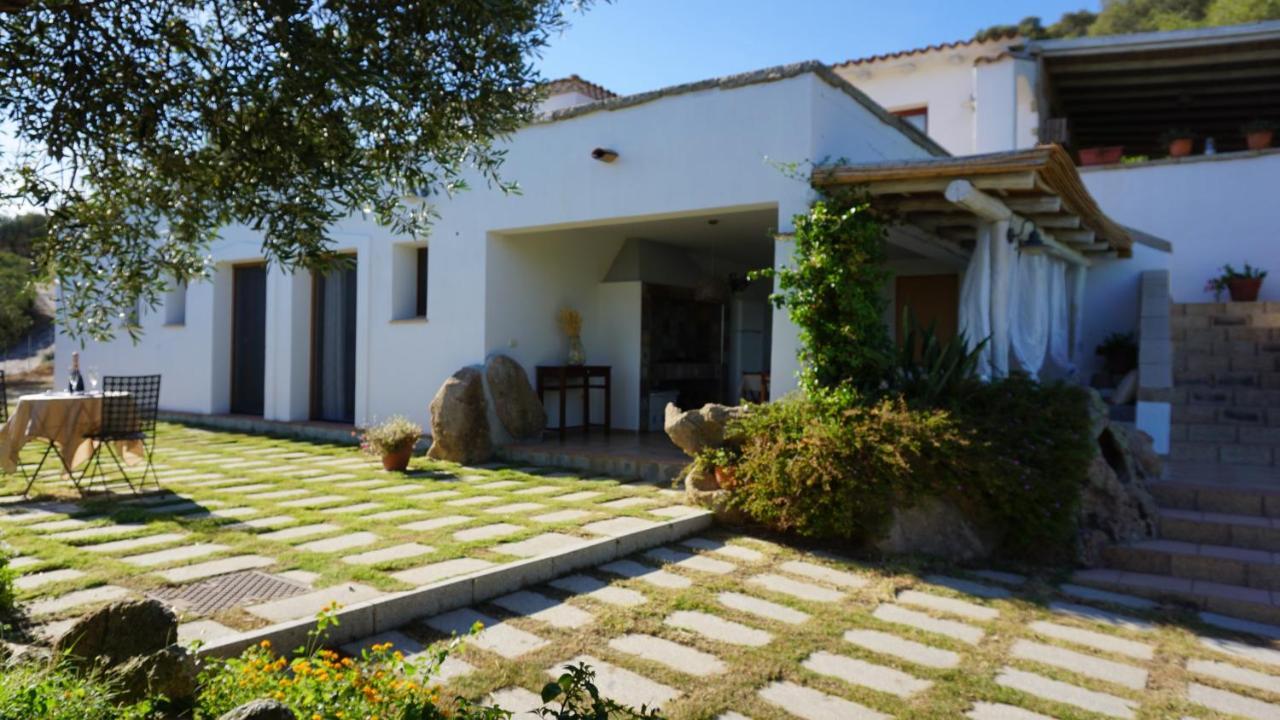 Li Petri Manni Bed & Breakfast Olbia Eksteriør bilde
